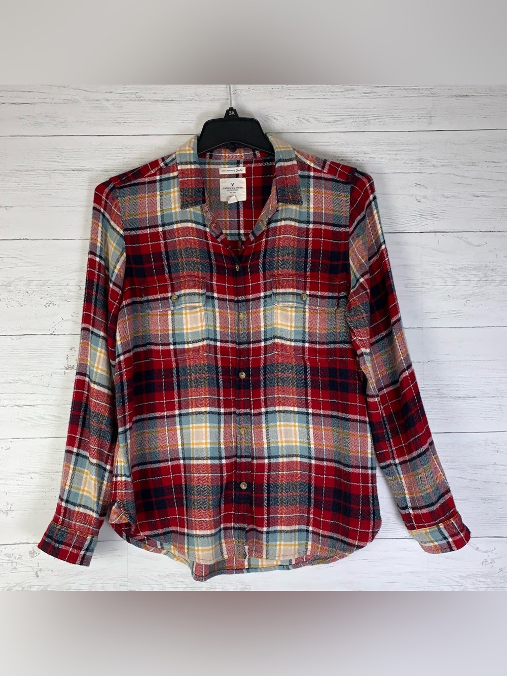 American Eagle Women's size L juniors Shirt Red Gray Plaid Slim Fit Soft Flannel